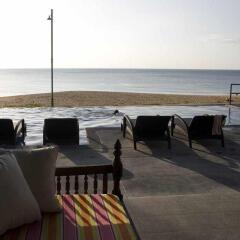 Отель Beachloft Duplex Maikhao Residence пляж
