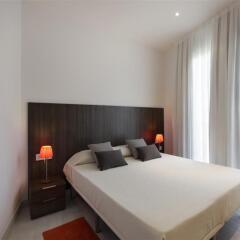 Апартаменты Fisa Rentals Les Corts Apartments комната для гостей фото 4