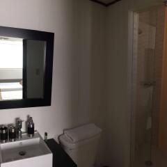 Отель Grupo Kings Suites Magnolia Мехико ванная