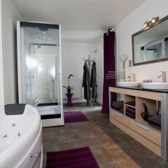 Отель B&B Luxe Suites-1-2-3 спа