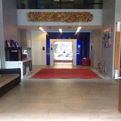 Отель Icheck Inn Silom Бангкок интерьер отеля