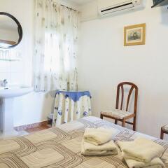 Отель Hostal Londres в номере