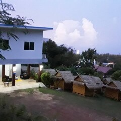 Отель Sea view Panwa Cottage Hostel Таиланд, пляж Панва - отзывы, цены и фото номеров - забронировать отель Sea view Panwa Cottage Hostel онлайн фото 10