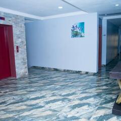 Отель Dannic Hotels Enugu Нигерия, Энугу - отзывы, цены и фото номеров - забронировать отель Dannic Hotels Enugu онлайн интерьер отеля фото 3
