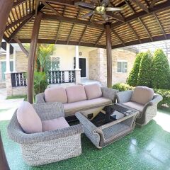 Отель Green Residence Pool Villa Паттайя