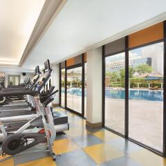 Отель Shangri-la Hotel, Shenzhen Китай, Шэньчжэнь - отзывы, цены и фото номеров - забронировать отель Shangri-la Hotel, Shenzhen онлайн фитнесс-зал