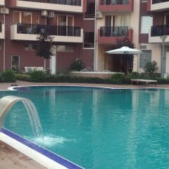Апартаменты Admiral Plaza Apartments Солнечный берег бассейн фото 2