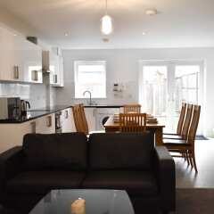 Отель Modern Open Plan 5 Bedroom Home With Garden Брайтон фото 12