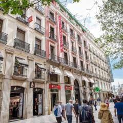 Отель Petit Palace Puerta del Sol фото 3