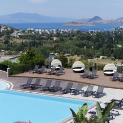 Отель Ramada Resort Bodrum балкон