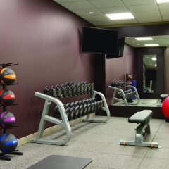 Отель DoubleTree by Hilton Hotel Toronto Downtown Канада, Торонто - отзывы, цены и фото номеров - забронировать отель DoubleTree by Hilton Hotel Toronto Downtown онлайн фитнесс-зал фото 2