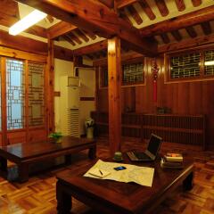 Отель Kundaemunjip Hanok Guesthouse комната для гостей
