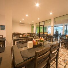Panda Hostel Phuket - Adults Only питание