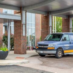 Отель Cambria Hotel Akron - Canton Airport США, Юнионтаун - отзывы, цены и фото номеров - забронировать отель Cambria Hotel Akron - Canton Airport онлайн городской автобус