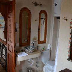 Отель Riad Sakina Марокко, Рабат - отзывы, цены и фото номеров - забронировать отель Riad Sakina онлайн ванная фото 2