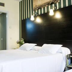 HRC Hotel комната для гостей фото 4