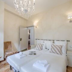 Апартаменты Pitti Luxury Apartment комната для гостей фото 4