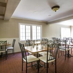 Отель Wilshire Crest Hotel США, Лос-Анджелес - отзывы, цены и фото номеров - забронировать отель Wilshire Crest Hotel онлайн помещение для мероприятий фото 2