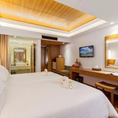 Отель Beyond Resort Karon 4* Стандартный номер с различными типами кроватей фото 2