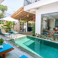 Отель An Bang Beach Dolphin Homestay Hoi An с домашними животными