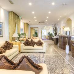 Ca Bianca Hotel интерьер отеля
