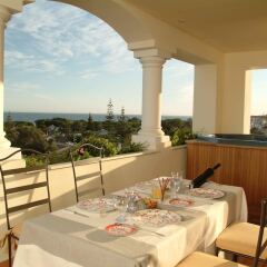 Отель Livescape Guadalpin Marbella питание