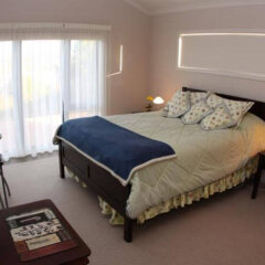 Richmond Farm Lodge in Oakura, New Zealand from 206$, photos, reviews - zenhotels.com guestroom