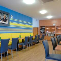 B&B Hotel Dusseldorf - Hbf питание