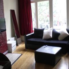 Отель Amsterdam CS Apartment Нидерланды, Амстердам - отзывы, цены и фото номеров - забронировать отель Amsterdam CS Apartment онлайн комната для гостей