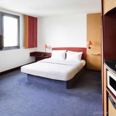 Отель Novotel Suites Berlin City Potsdamer Platz комната для гостей фото 4