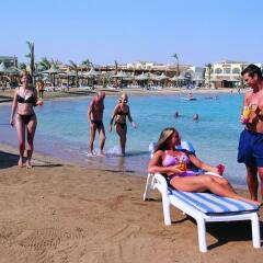 Отель Club Azur Resort Египет, Хургада - 2 отзыва об отеле, цены и фото номеров - забронировать отель Club Azur Resort онлайн пляж фото 2