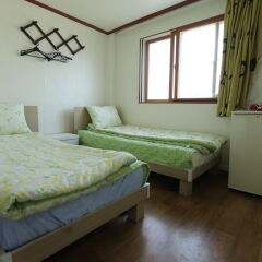 Отель Seoul Tower Family Guesthouse Сеул комната для гостей фото 2