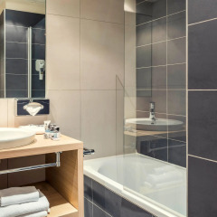 Отель Mercure Paris Gare De Lyon TGV с домашними животными