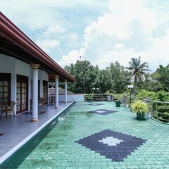Отель Lagoon Garden Hotel Шри-Ланка, Берувела - отзывы, цены и фото номеров - забронировать отель Lagoon Garden Hotel онлайн бассейн фото 2