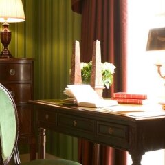 Отель Brugsche Suites - Luxury Guesthouse удобства в номере