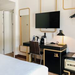Best Western Hotel Tritone сейф в номере