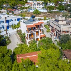 Отель 123 Soleil Studios городской автобус