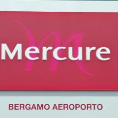 Отель Mercure Bergamo Aeroporto парковка