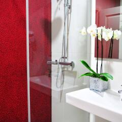 Отель Golden City Hotel Албания, Тирана - отзывы, цены и фото номеров - забронировать отель Golden City Hotel онлайн ванная