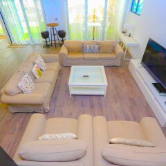 Отель Yanjoon Holiday Homes - Palma Residence