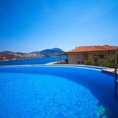 Villa Yakut by Akdenizvillam Турция, Калкан - отзывы, цены и фото номеров - забронировать отель Villa Yakut by Akdenizvillam онлайн бассейн