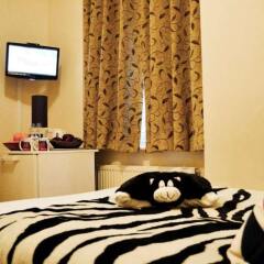 The Bridge Hotel London сейф в номере