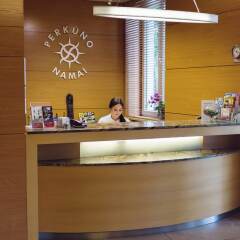 Отель Perkuno Namai Hotel Литва, Каунас - 2 отзыва об отеле, цены и фото номеров - забронировать отель Perkuno Namai Hotel онлайн интерьер отеля фото 2