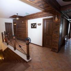 Отель Zlaten Rozhen Hotel Болгария, Сандански - отзывы, цены и фото номеров - забронировать отель Zlaten Rozhen Hotel онлайн интерьер отеля