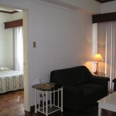 Отель Citadel Inn Makati Филиппины, Макати - отзывы, цены и фото номеров - забронировать отель Citadel Inn Makati онлайн комната для гостей фото 4