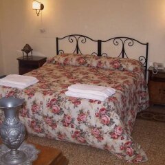 Hotel Scoti комната для гостей