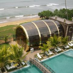 Ocean Queen Hotel бассейн фото 2