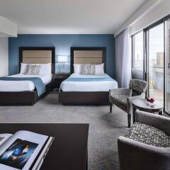 Отель Ottawa Embassy Hotel & Suites Канада, Оттава - отзывы, цены и фото номеров - забронировать отель Ottawa Embassy Hotel & Suites онлайн комната для гостей фото 2