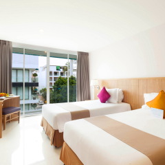 Отель Andaman Beach Suites Hotel Таиланд, Пхукет - 8 отзывов об отеле, цены и фото номеров - забронировать отель Andaman Beach Suites Hotel онлайн комната для гостей фото 2