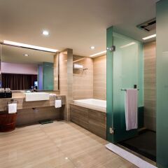 Отель Grand Mercure Xiamen Downtown Китай, Сямынь - отзывы, цены и фото номеров - забронировать отель Grand Mercure Xiamen Downtown онлайн бассейн